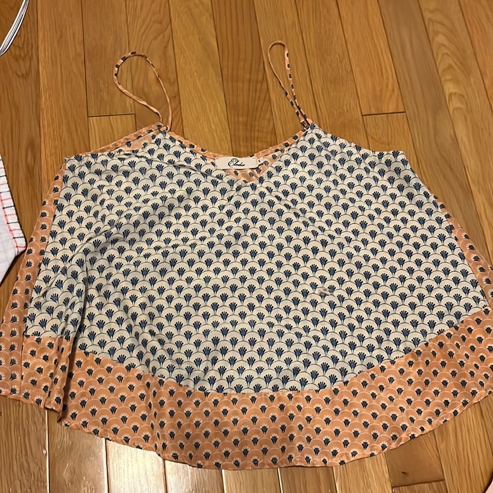 spaghetti strap shirt